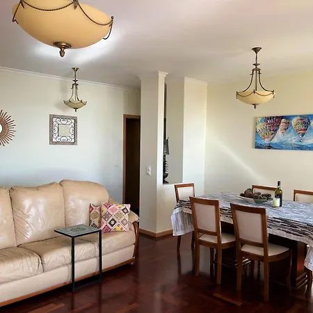 Sunny Ocean View Daire *