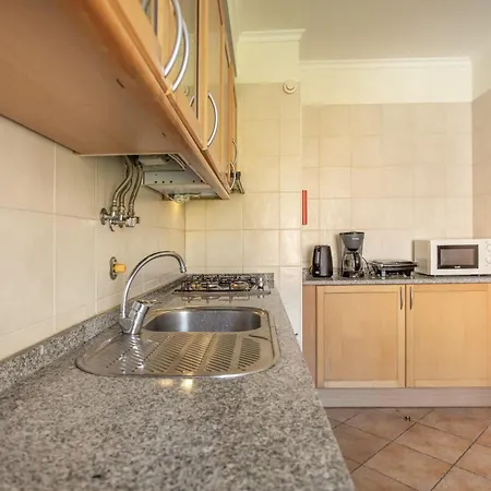 Apartment Sunny Ocean View Canico (Madeira)